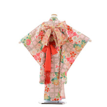 画像をギャラリービューアに読み込む, 7歳女の子 ベージュ格子 梅文 (No.7037)