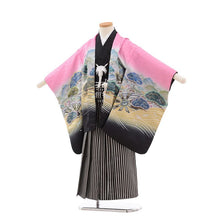 画像をギャラリービューアに読み込む, 5歳男の子 はかま ピンクから黒ぼかし・鷹 松波に片輪車 (No.7516)