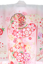 画像をギャラリービューアに読み込む, お宮参り用 産着レンタル 女の子 桜 白×ピンク色　
